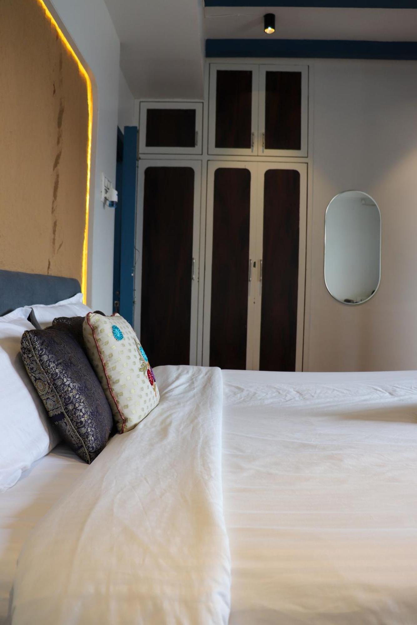 Blue Door Hotel Būndi Стая снимка