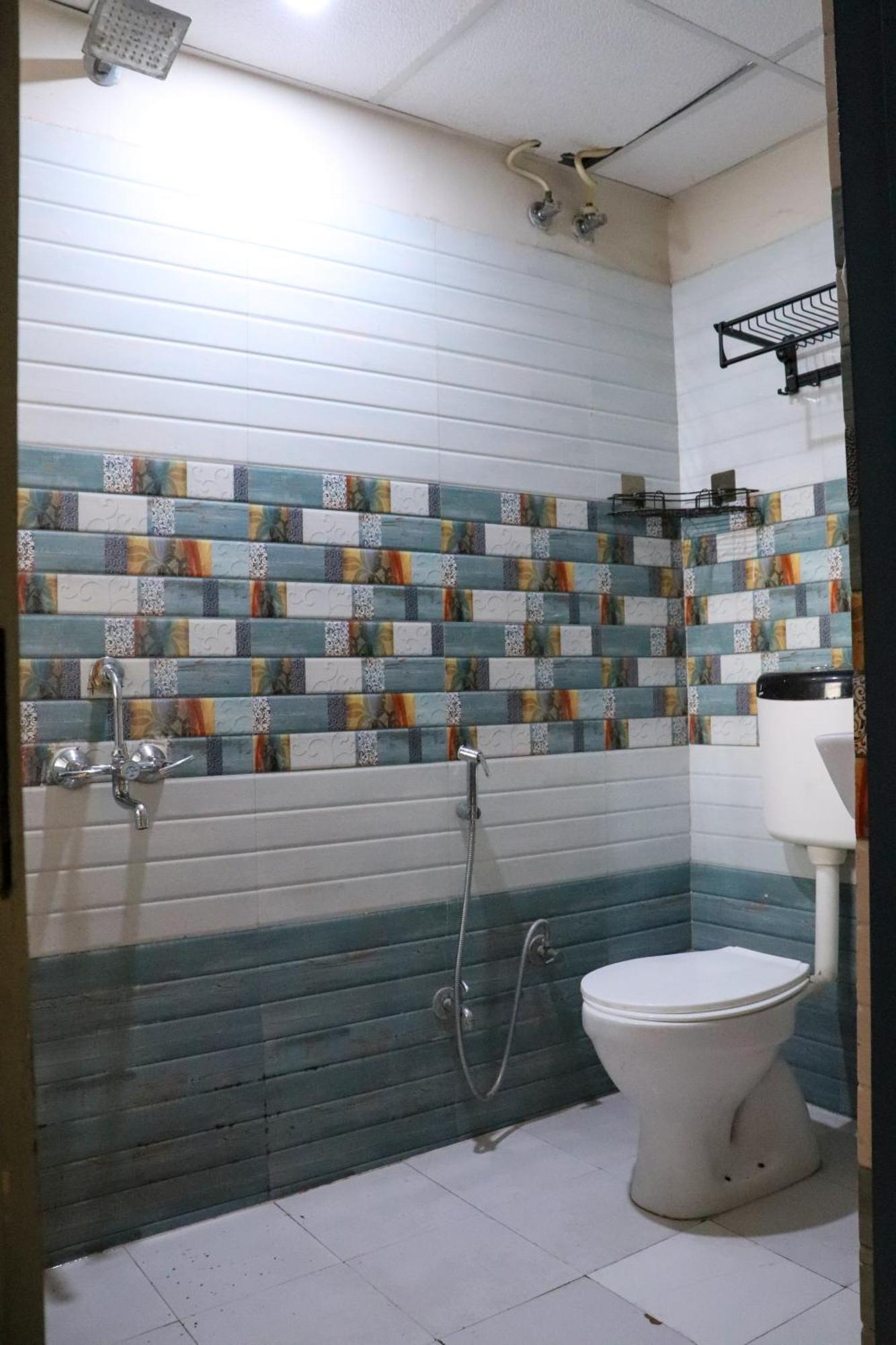 Blue Door Hotel Būndi Екстериор снимка